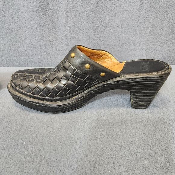 Born Womens Clogs Size 7 Leather Black Slip On Wedge Rivet Weave Festival Comfy - Picture 7 of 11